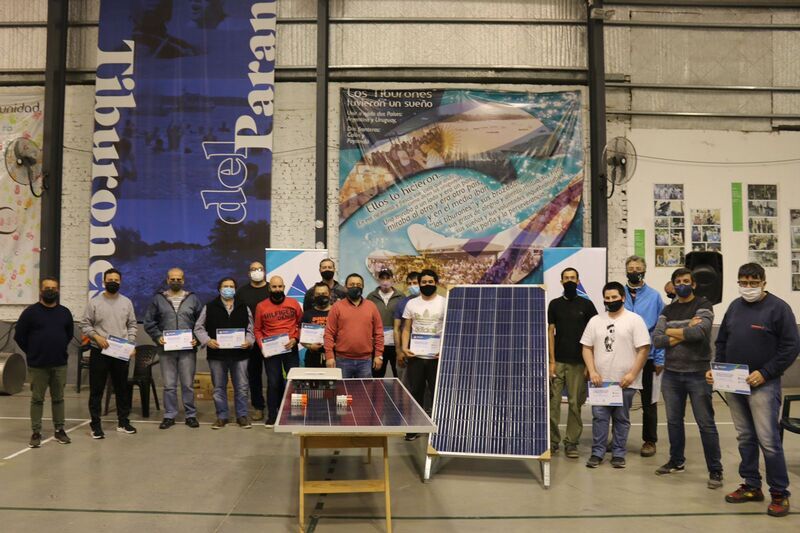 Imagen de &Uacute;ltima clase de curso de instalaci&oacute;n de paneles solares