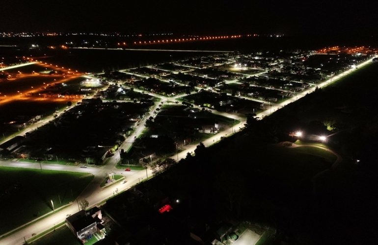 La localidad ya cuenta con 810 lámparas leds en todo el distrito.