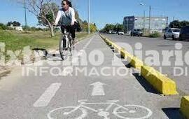 Imagen de Reclaman por la implementaci&oacute;n de bicisendas y ciclov&iacute;as