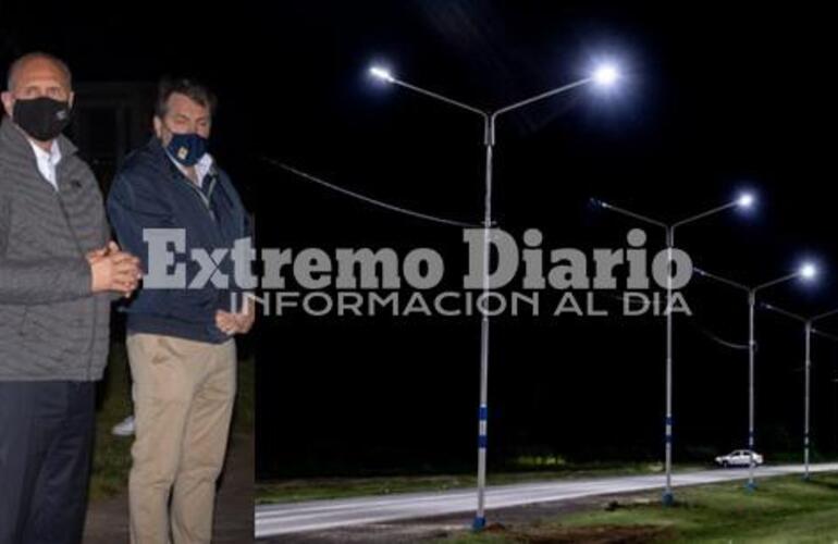 El gobernador Omar Perotti encabezó el acto frente al barrio Rincón de Pavón