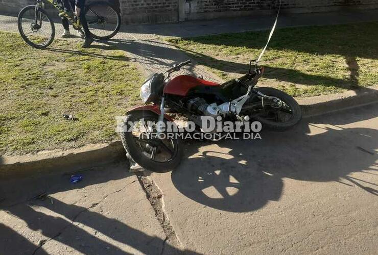 La chica huyó en contramano varias cuadras hasta perder el control del rodado en H. Yrigoyen e Independencia