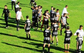 Uni&oacute;n gan&oacute; de local y se meti&oacute; en el lote de los 8.