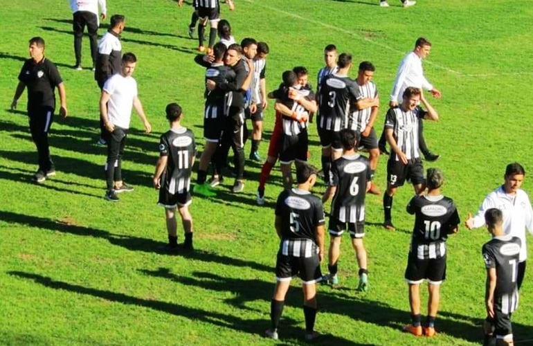 Uni&oacute;n gan&oacute; de local y se meti&oacute; en el lote de los 8.