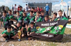 Imagen de Los chicos de la 2011 de Manos Dadas salieron Campeones del Victoria Champions Kids