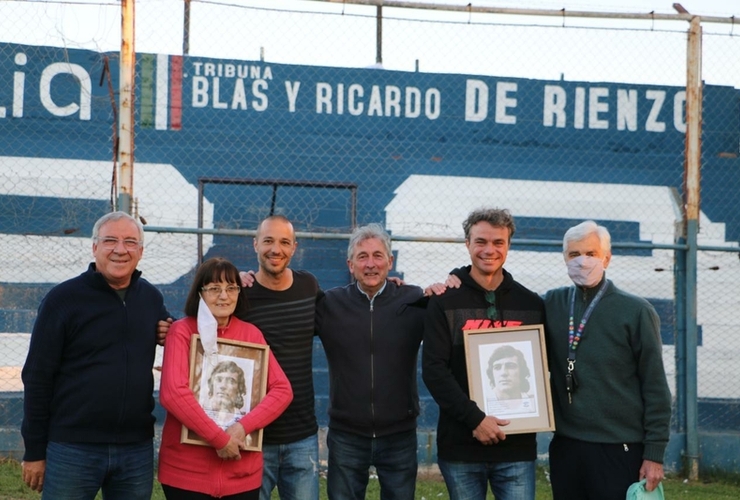 La tribuna de cemento del Gabino Machuca fue rebautizada.