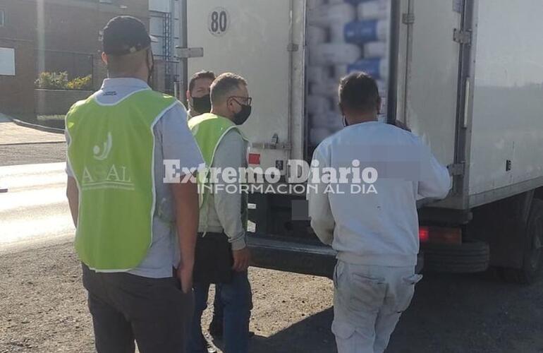 Imagen de Se inspeccionaron unos 30 vehículos que transportaban alimentos