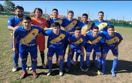 Porvenir Talleres sigue como puntero del campeonato.
