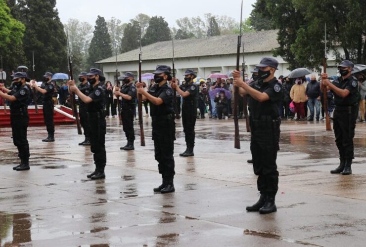 Imagen de Se inscribieron casi 12 mil aspirantes para ingresar a la Policía