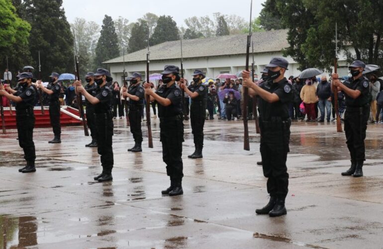 Imagen de Se inscribieron casi 12 mil aspirantes para ingresar a la Policía