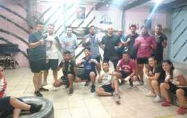 Imagen de Nico G&oacute;mez entreg&oacute; subsidio a la escuela de boxeo Zeballos Boxing para la compra de un ring.
