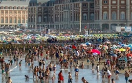 Mar del Plata, uno de los destinos dom&eacute;sticos para disfrutar de los feriados de verano e invierno.