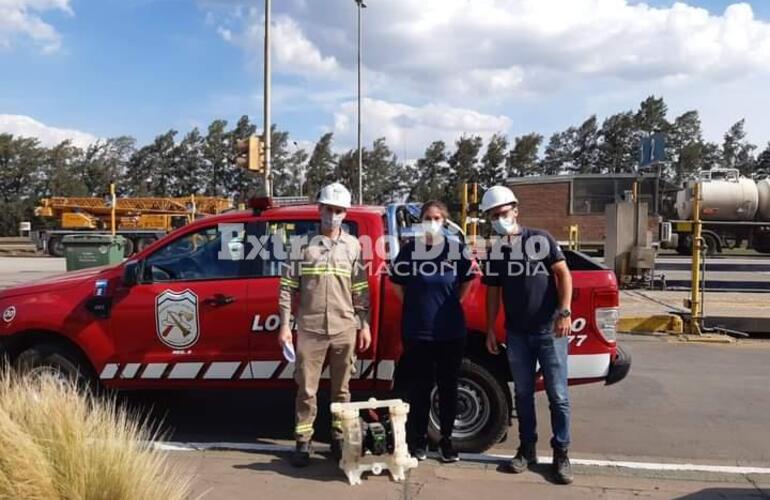 Imagen de Dreyfus realizó donación a Bomberos Voluntarios