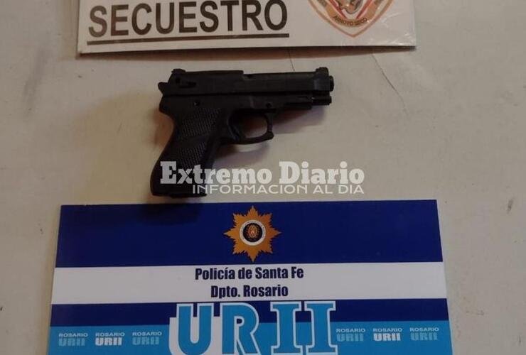 Imagen de Menor de 14 años a la comisaría, llevaba un arma de utilería