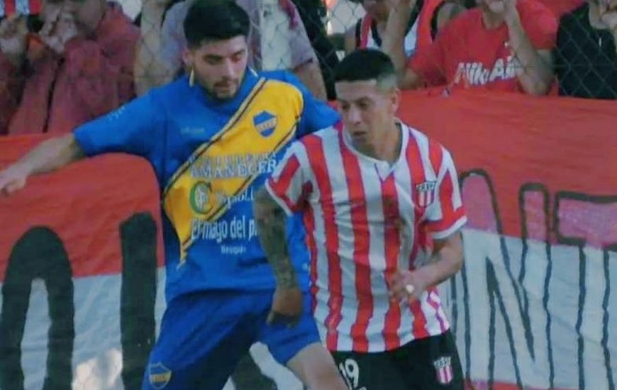 El domingo 18hs se paraliza Villa Constituci&oacute;n (Foto: F&uacute;tbol del Sud)
