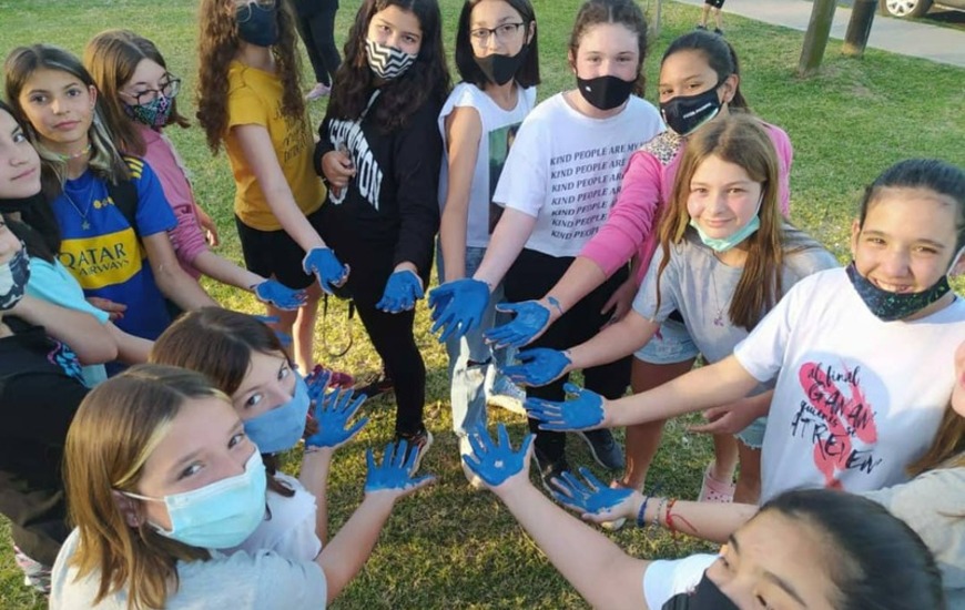 Zumba, yoga, charlas, alimentaci&oacute;n saludable y pintada de mural en el vivero.