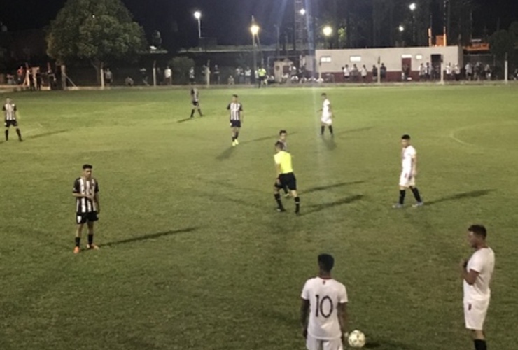 Imagen de Cuartos de Final: Unión ganó 1 a 0 ante Atlético Pavón y sacó ventaja en la serie