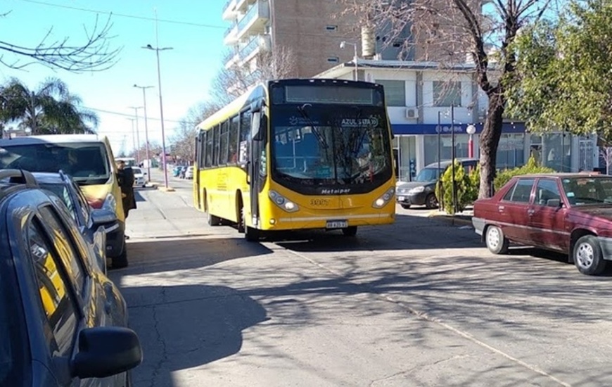 Imagen de Ratifican paro de choferes de colectivos para este viernes