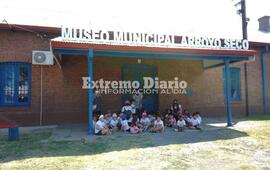Imagen de Alumnos del Jard&iacute;n �Lucecitas del Paran&aacute;� visitaron el Museo