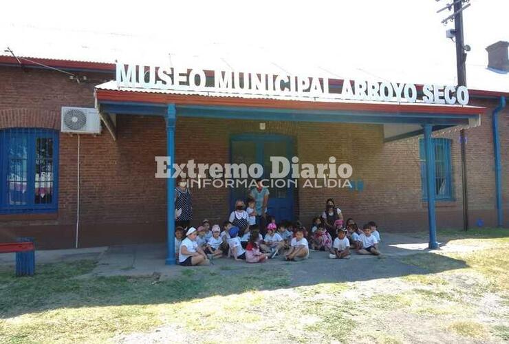 Imagen de Alumnos del Jardín Lucecitas del Paraná visitaron el Museo