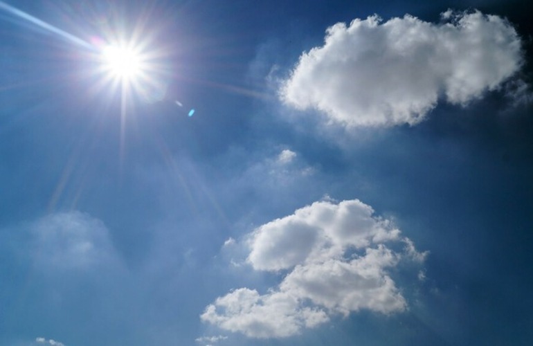 Imagen de Calor y algunas nubes para el &uacute;ltimo feriado antes de navidad