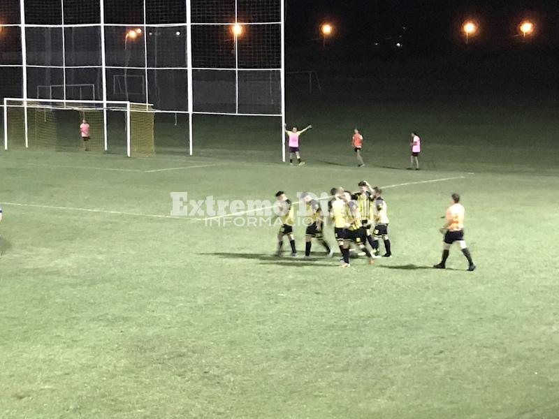 Imagen de E.Central gan&oacute; 4-0 contra ASAC y jugar&aacute; la final de la Liga Regional del Sud