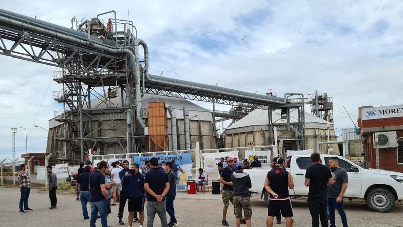 Imagen de Los trabajadores aceiteros tendr&aacute;n un sueldo b&aacute;sico de 153 mil pesos desde el mes de enero