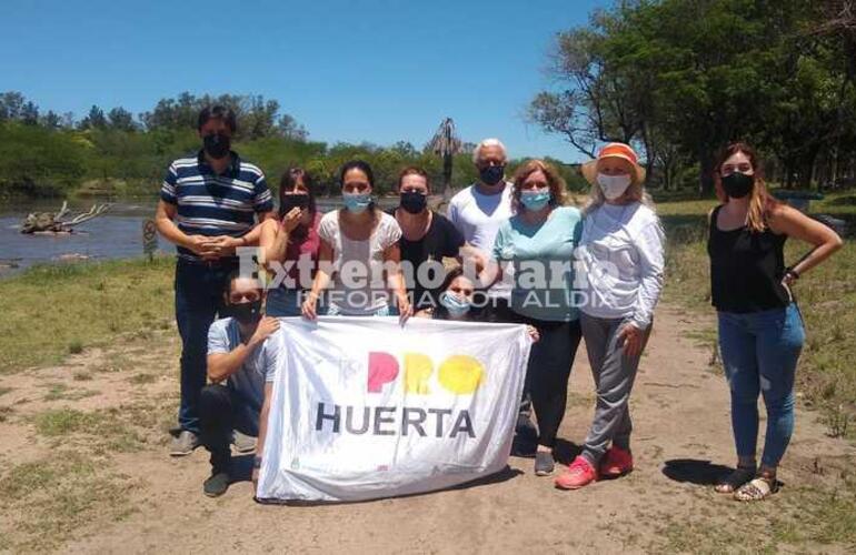 Stangoni junto a promotores regionales