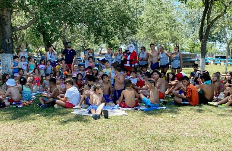 Pap&aacute; Noel sorprendi&oacute; a todos en la previa a la Navidad.