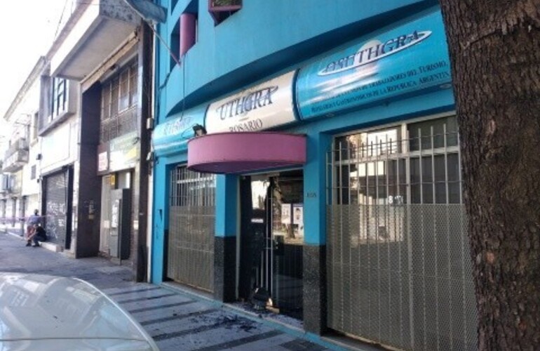 Imagen de Rosario: Balacera en el Sindicato de Turismo, Hotelería y Gastronomía