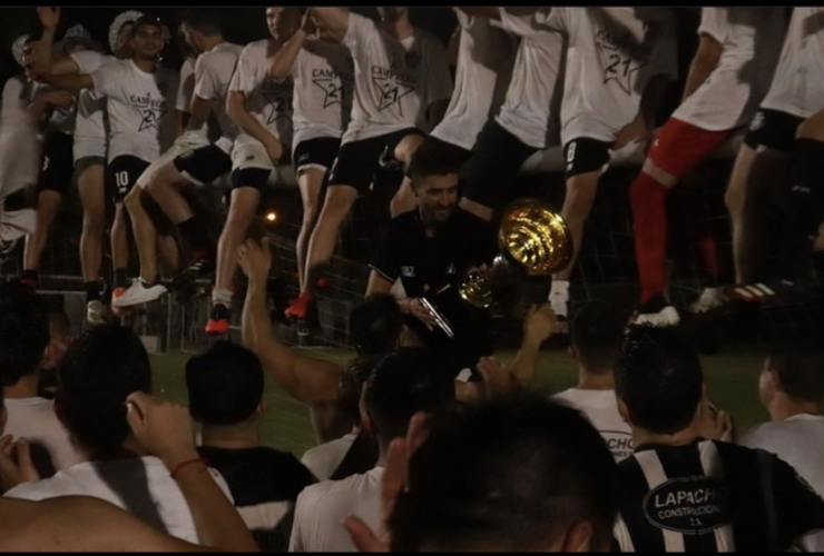 Imagen de Unión Campeón de la Liga Regional del Sud, tras vencer por penales en la Final a Empalme Central.