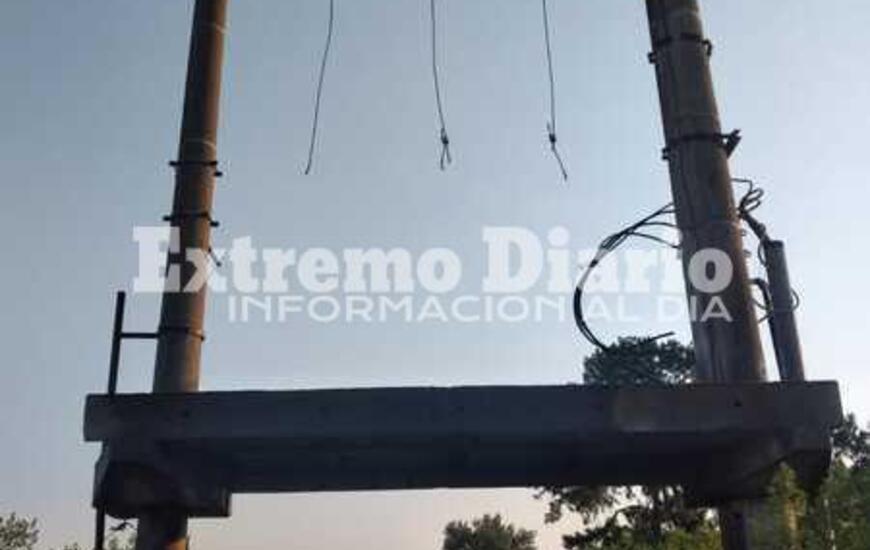 Imagen de Otra vez: vandalizaron un transformador de la Epe