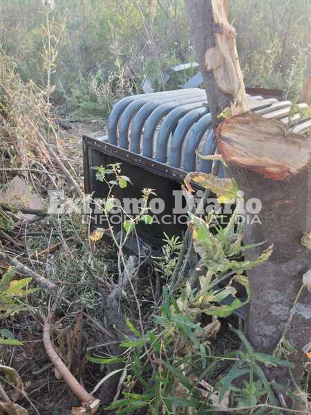 Imagen de Otra vez: vandalizaron un transformador de la Epe