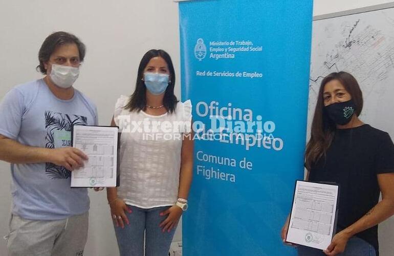 Vicepresidenta Lucia Garfagnoli junto a los emprendedores