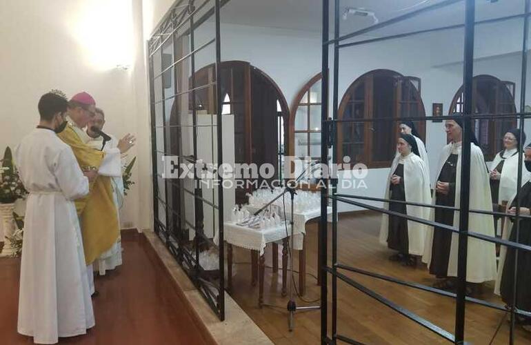 Actualmente el monasterio está integrado por once monjas de votos solemnes.