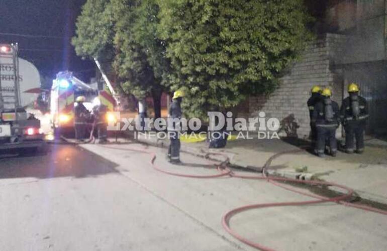 Imagen de Bomberos convocados por un incendio