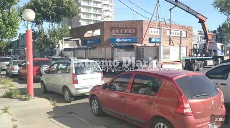 Imagen de Tr&aacute;nsito complicado por trabajos en Banco Macro