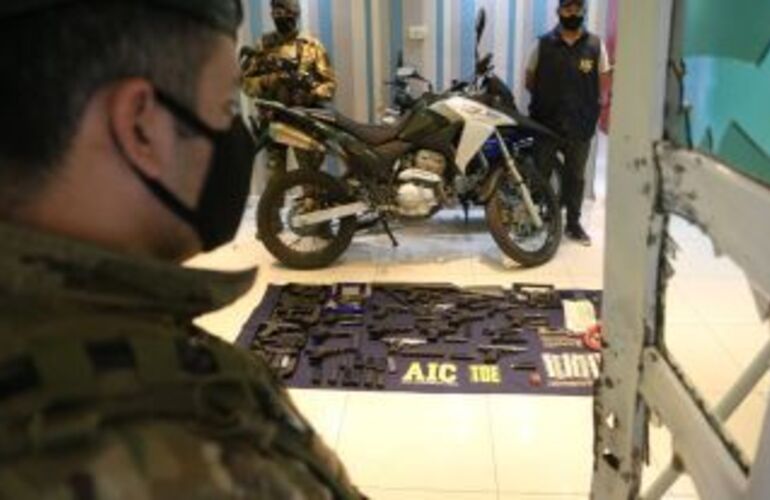 Ca&ntilde;a de &Aacute;mbar al 1700. Rosario