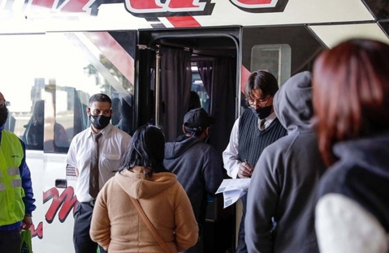 Imagen de Se implementará el pase sanitario en el transporte en Buenos Aires