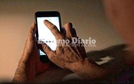 Imagen de Intercambi&oacute; fotos y videos con una mujer y ahora le piden 50 mil pesos. Hay un comisario involucrado.