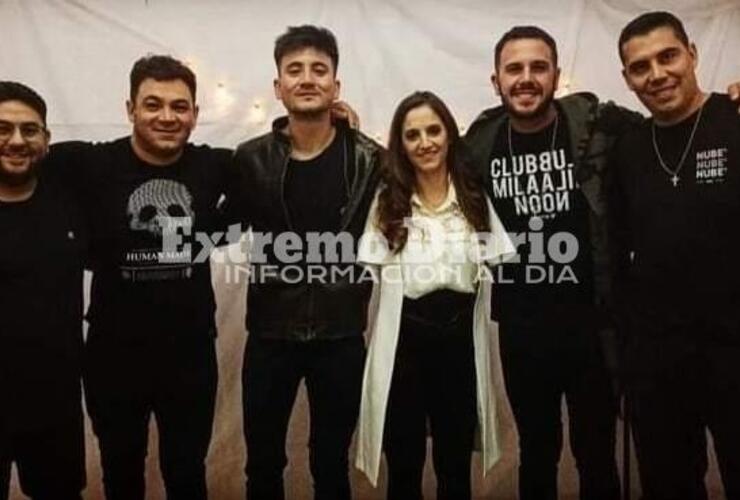 Imagen de Franco Morra junto a Nati Pastorutti en Villa Carlos Paz