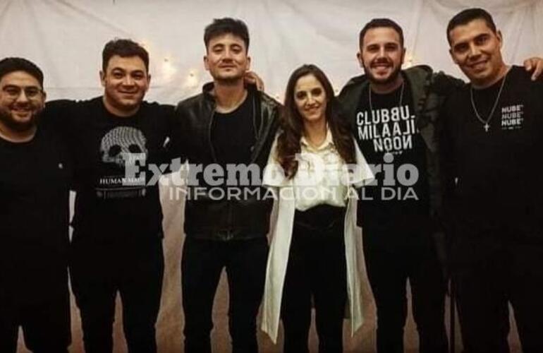 Imagen de Franco Morra junto a Nati Pastorutti en Villa Carlos Paz