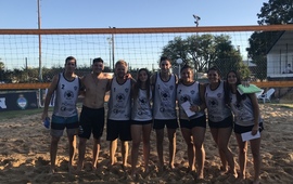Las parejas finalistas del torneo en femenino y masculino.