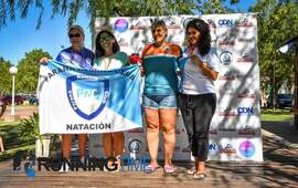 Imagen de Aguas Abiertas: Mariela Romagnoli del A.S.R.C. nad&oacute; en Entre R&iacute;os y sali&oacute; 2da en su categor&iacute;a.