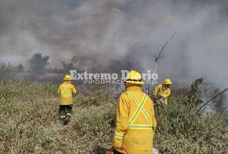 Imagen de Los Bomberos Voluntarios de Arroyo Seco están en alerta por si los necesitan en Corrientes