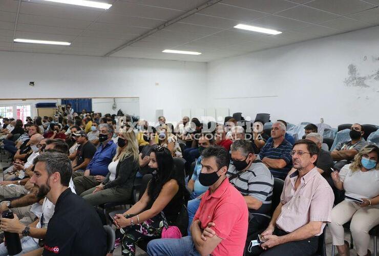 Imagen de Se realizó la charla presencial sobre gestión responsable de envases vacíos y fitosanitarios