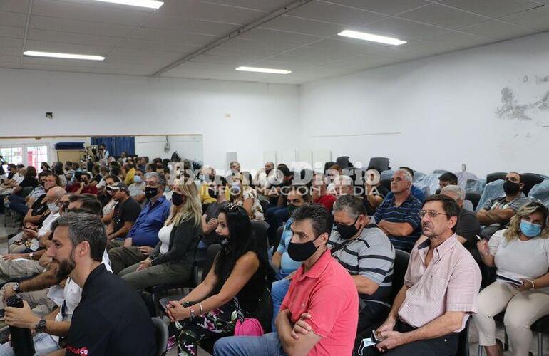 Imagen de Se realizó la charla presencial sobre gestión responsable de envases vacíos y fitosanitarios