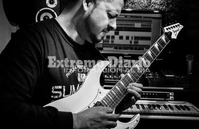 Imagen de Conmoción en el mundo de la música por el fallecimiento del guitarrista Sergio Ortiz
