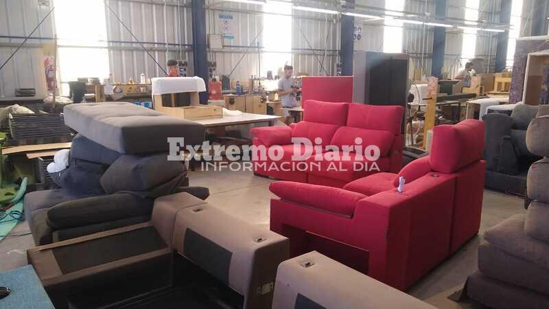 La planta cuenta con unos cuarenta empleados