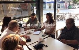 La diputada Germana Casas y Vanina Brancatto se reunieron con jubilados en nuestra ciudad hace algunos d&iacute;as