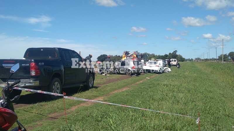 Dos veh&iacute;culos involucrados en el accidente